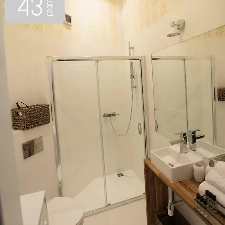 Apartament Bb43 Ii 公寓 别尔斯克-比亚拉